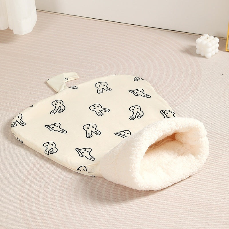 Semi-Enclosed Winter Warm Pet Bed with Tunnel for Cats and Dogs