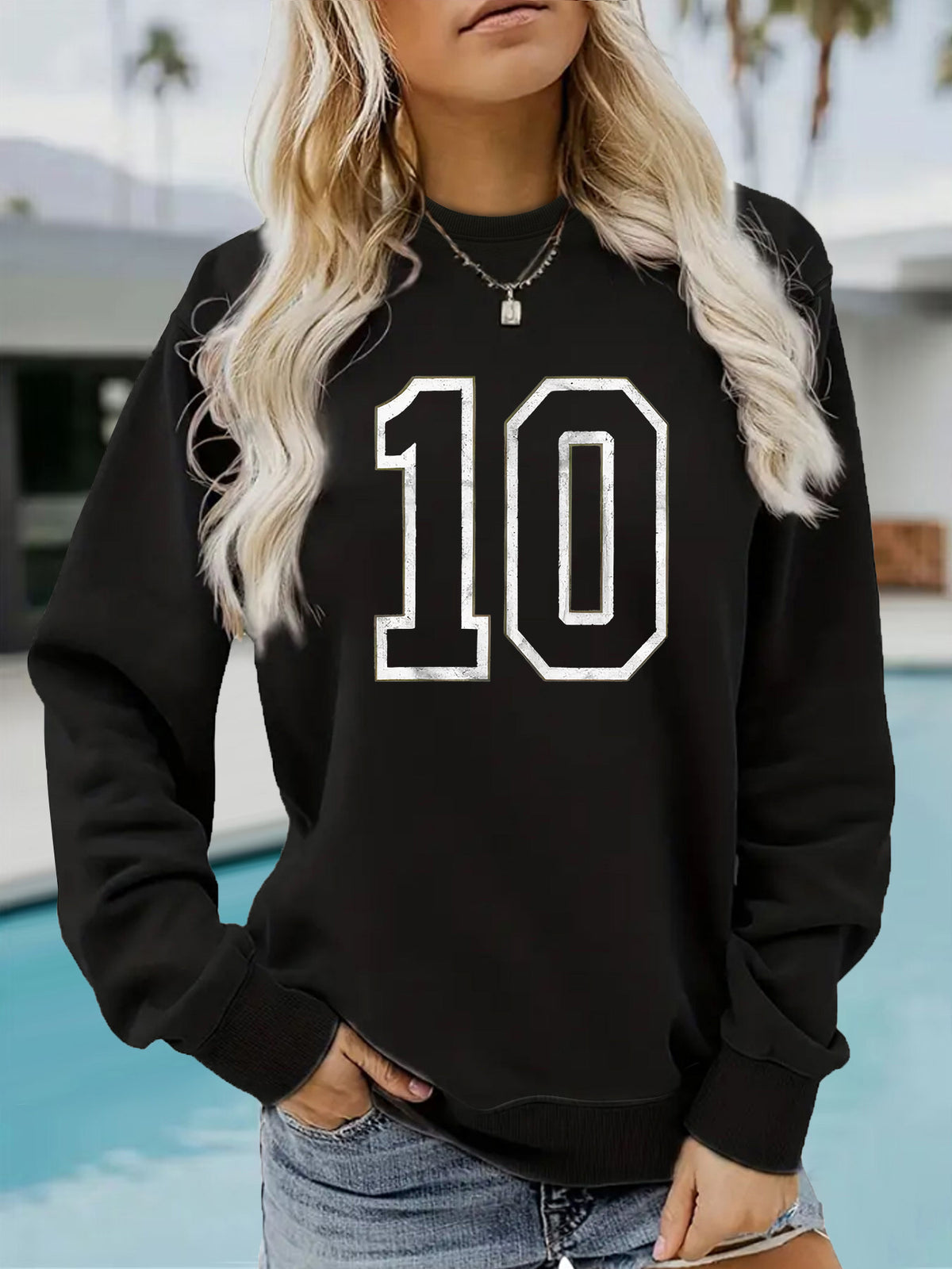 Round neck sweater with letter printed sweatshirt