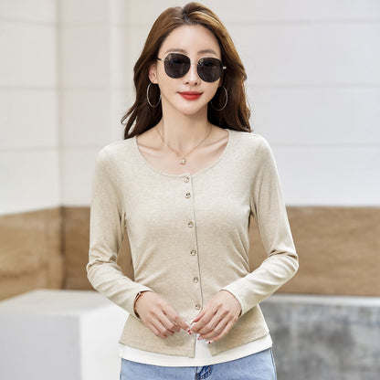 Long sleeved slim fit T-shirt
